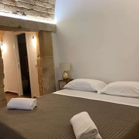 Ortigia Boutique Palace *