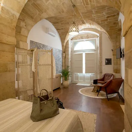 Ortigia Boutique Palace Aparthotel *
