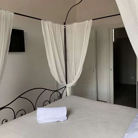 Ortigia Boutique Palace Aparthotel Syracuse