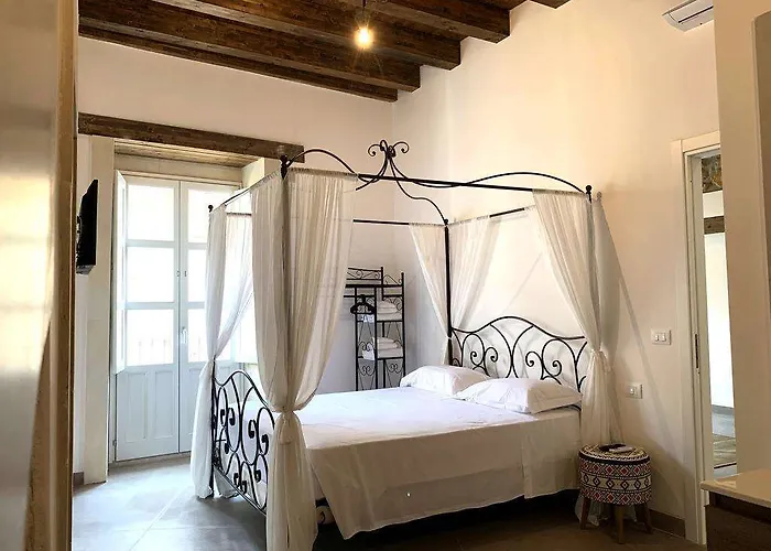 公寓式酒店 Ortigia Boutique Palace 3*