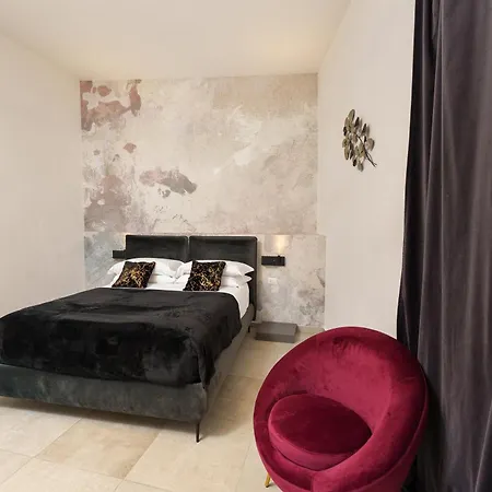 Ortigia Boutique Palace شقة فندقية *